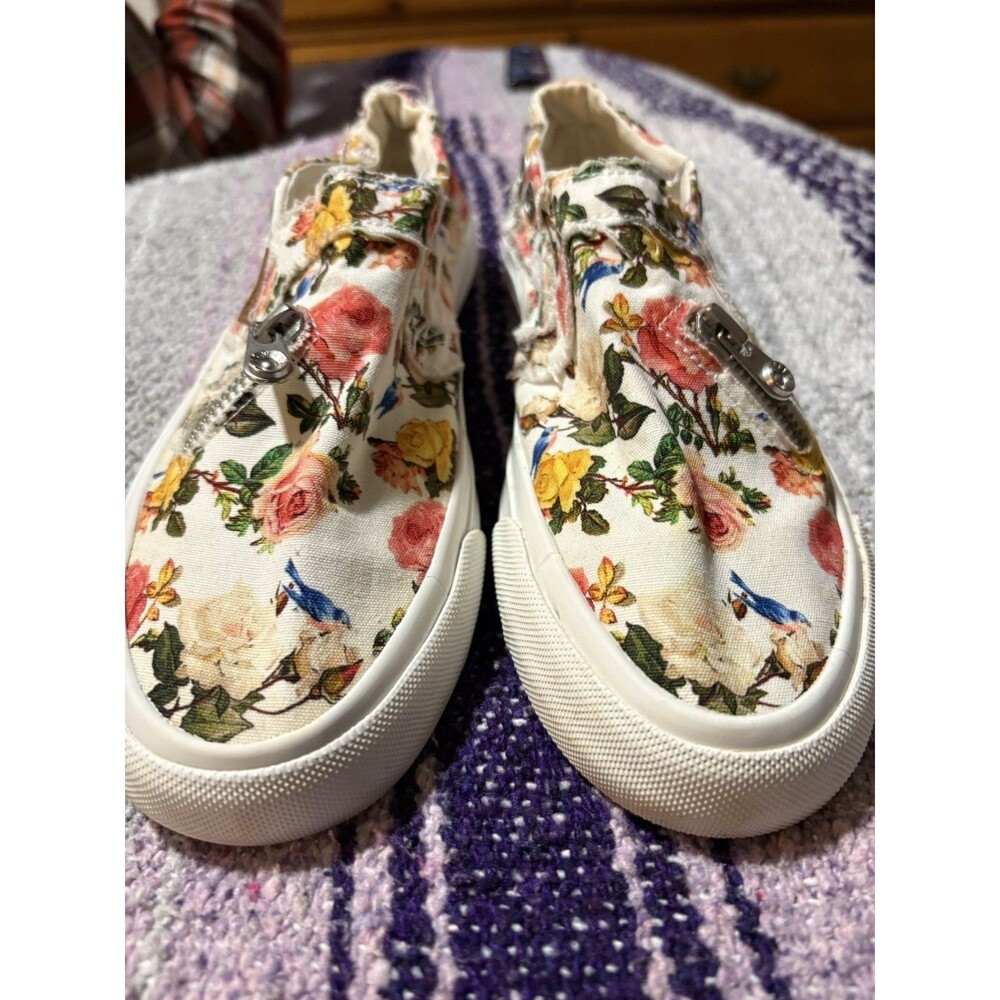 Blowfish By Malibu 7M Shoes Distressed White Canvas Mariachi Floral Sneakers